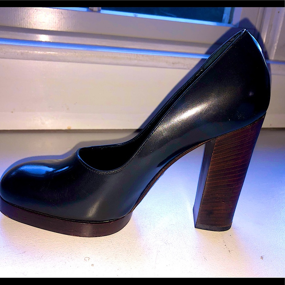 Vintage Gucci Pump; size 5.5